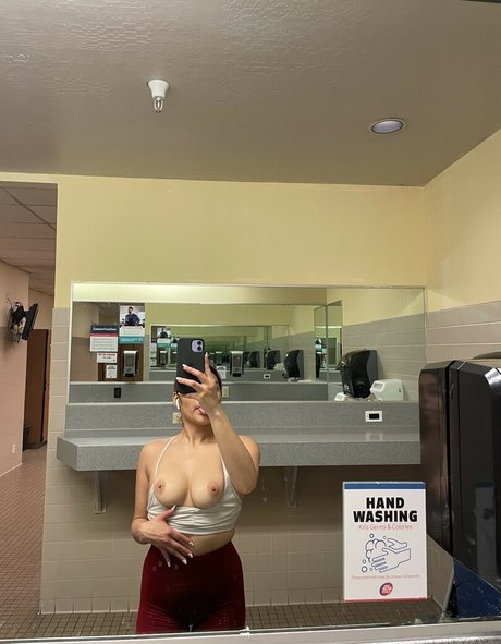 twotonedeedee schauspielerin sexy fotos