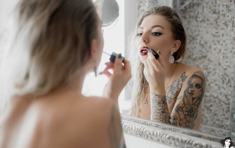 haarige asiatische onlyfans hübsche top foto