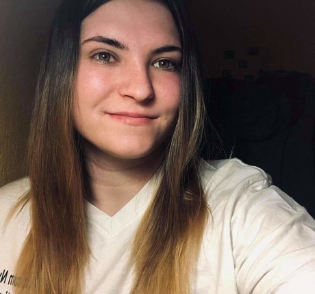 flugbegleiterin onlyfans freie kunst bild