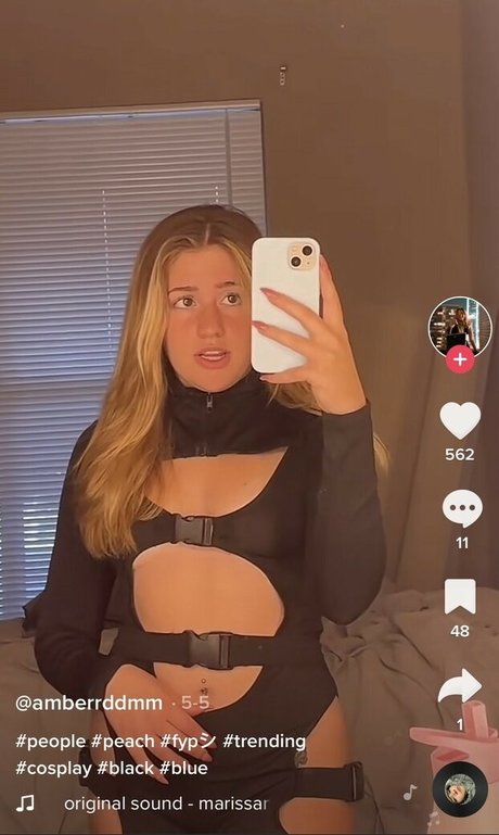 Amberrddmm erotische top fotos