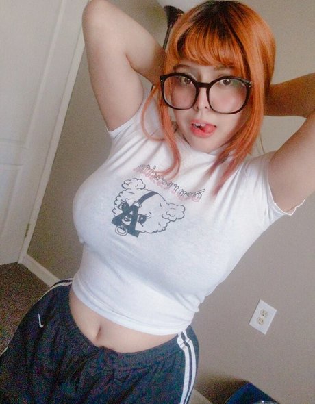 nninfula schauspielerin akt bilder