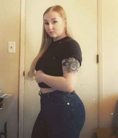 AshlieEstle nackte pornostar bilder