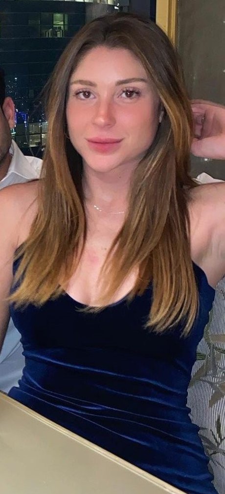 Mia Bar porno hd fotos