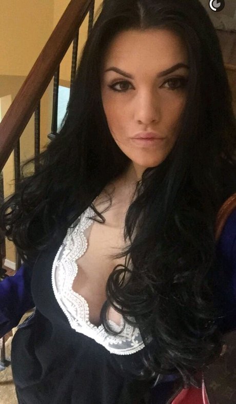 Alyssa Tognetti schöne erotische galerien