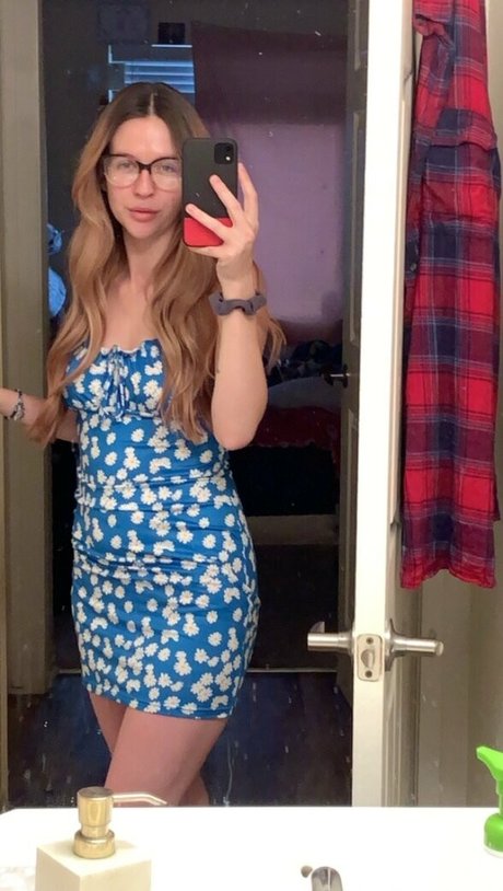 courtneymarsh__ hübsche erwachsene galerien