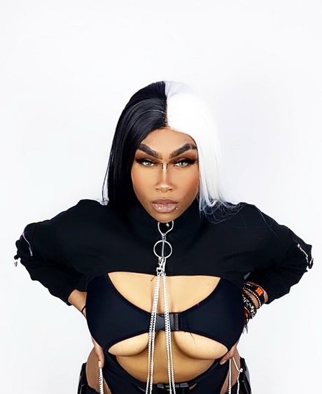 Tenuzen heiße pornostar galerien