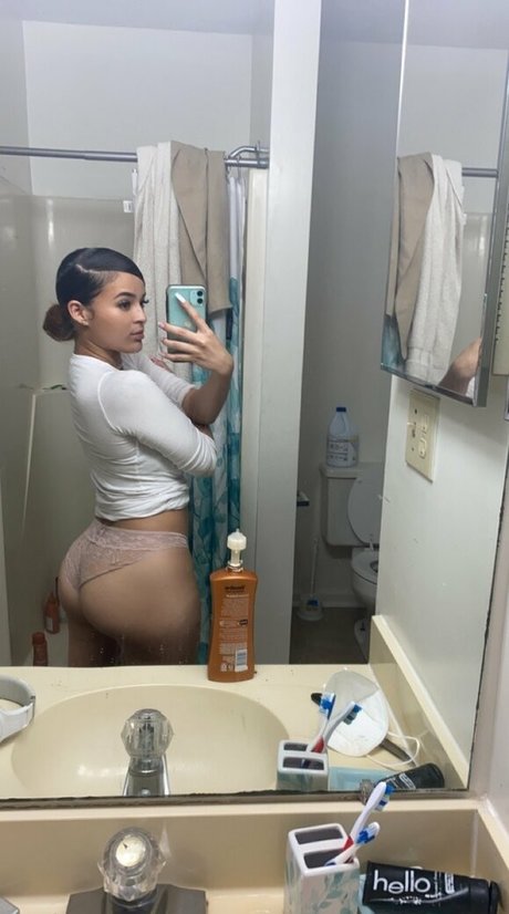 große vollbusige onlyfans kostenlose top foto