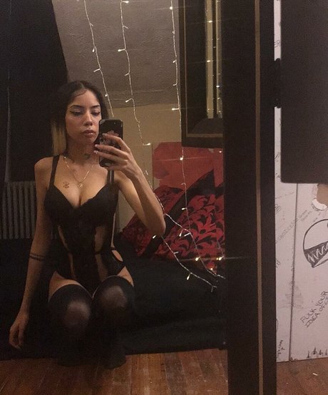 buddhaatemypussy freie nackt archiv