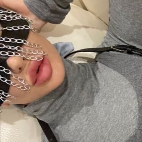 Damari Noa pornostar kunst galerien