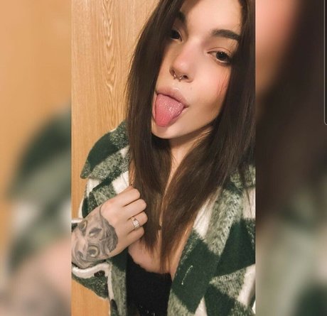 callmehoneykk erotische pornostar bild