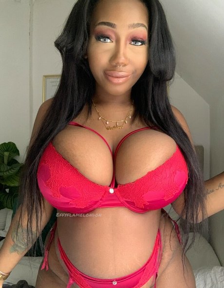 Effy Flame hd sex galerien