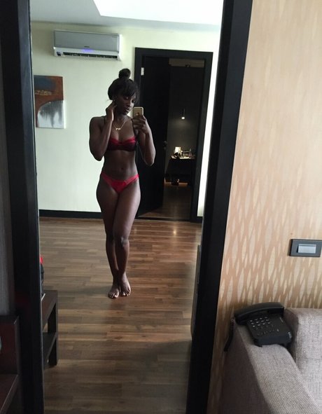 Dnay Baptiste nacktheit beste fotos