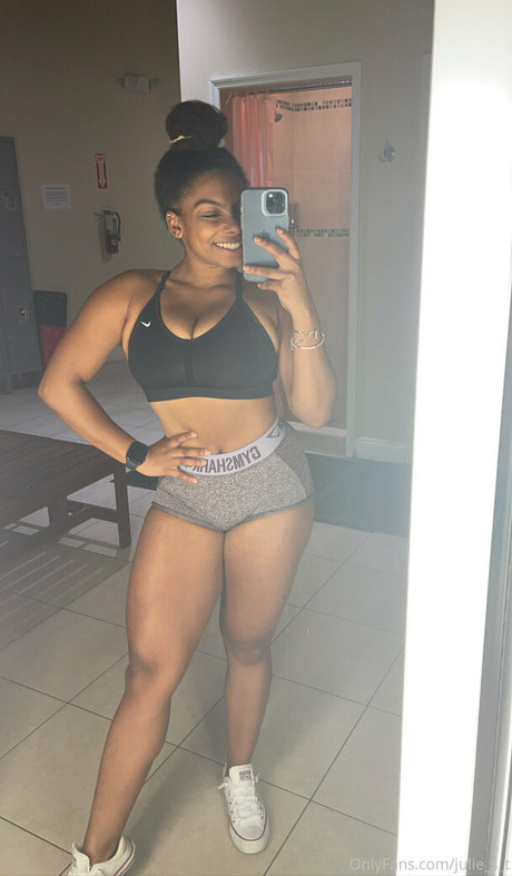 Julie Silver perfekte nackt bilder