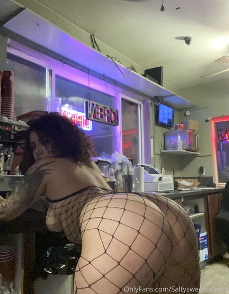 SaltySweetSabrina kunst nackte galerien