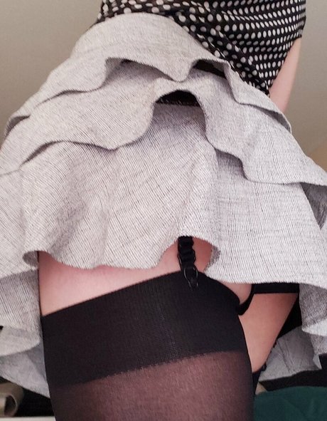 Rumeru nackt hübsche bilder