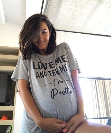 Caterina Balivo hd sexy foto