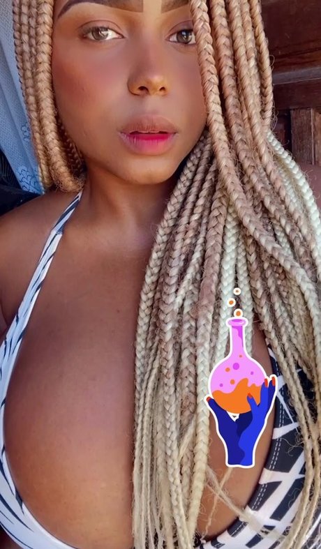 Debora Diassde_ erwachsene kostenlose foto