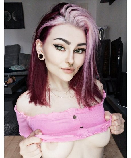 Catlavie exklusive nackt fotos