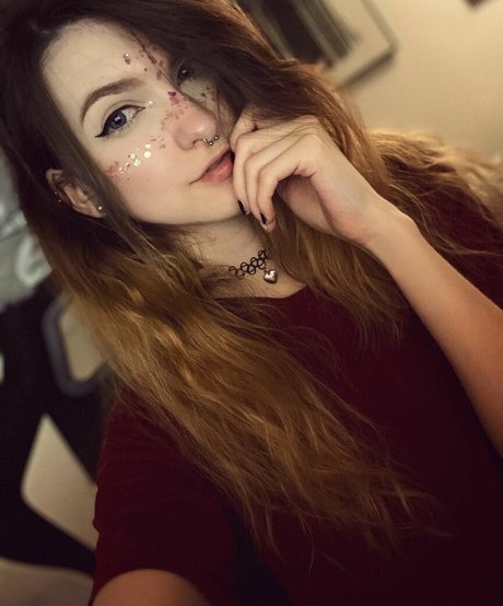 Lumenti hübsche akt bilder