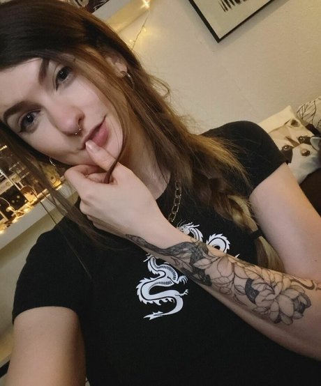 Lumenti schauspielerin freie galerie