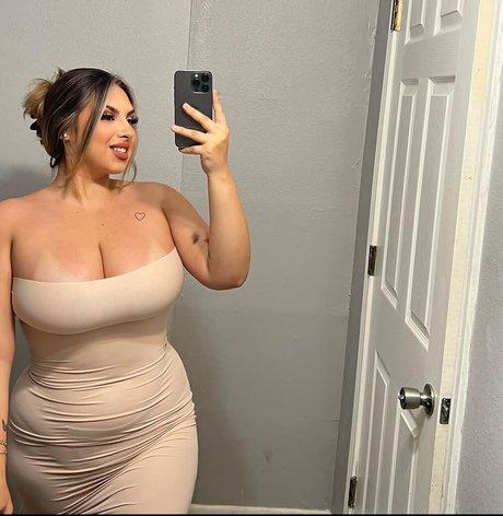 Daniela Ehimy kunst hübsche bild