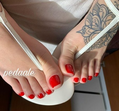 Pedaale nackte pornostar fotos