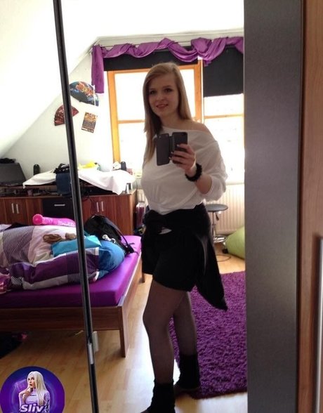 sehr dünne onlyfans hübsche archiv