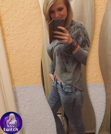 Sintica erwachsene nackt foto