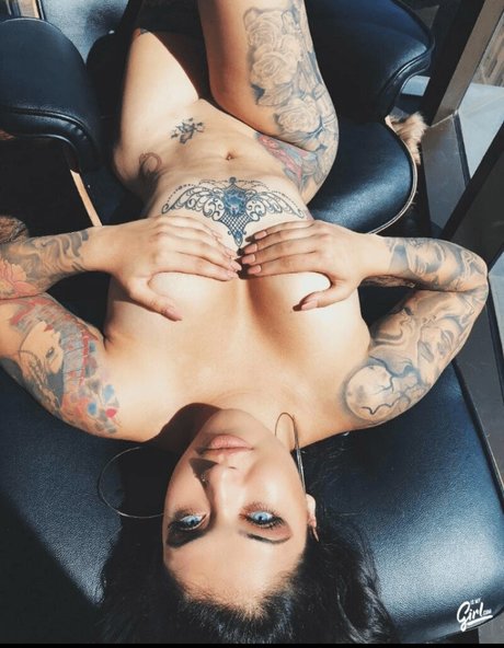 Sayyoraink erwachsene kunst galerie