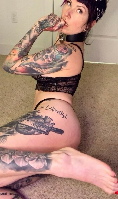 Frau Tagtraum nackt hd archiv