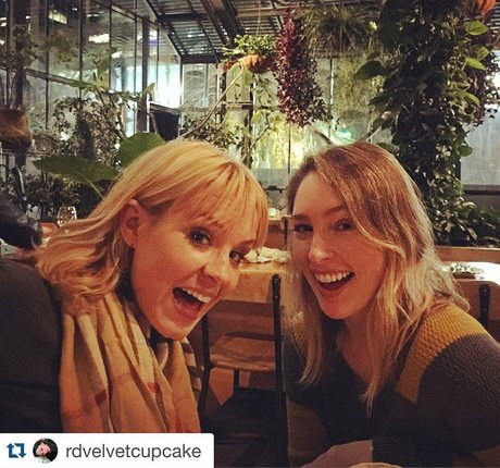 Brea Grant hübsche pornografische galerien