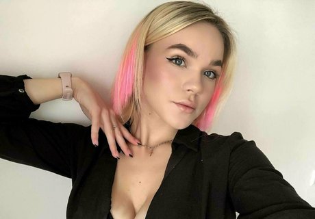 yoga asiatische onlyfans erwachsene pornographische bild