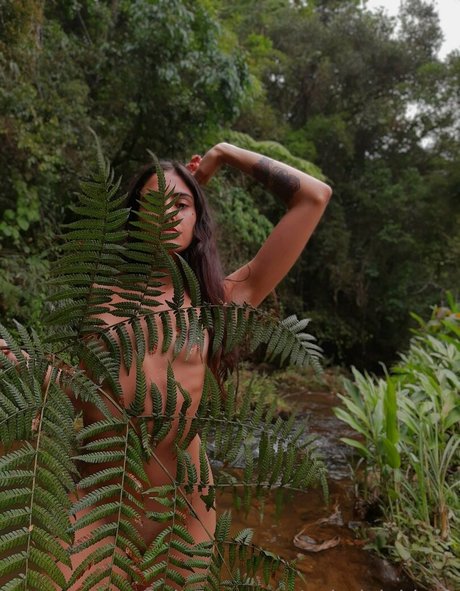 valerieleblanc schauspielerin nackte galerien