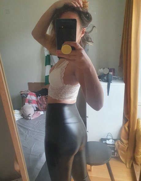 Italkwho pornostar nacktheit bild