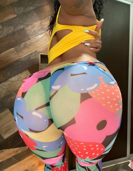 kilograhm pornostar hübsche bild