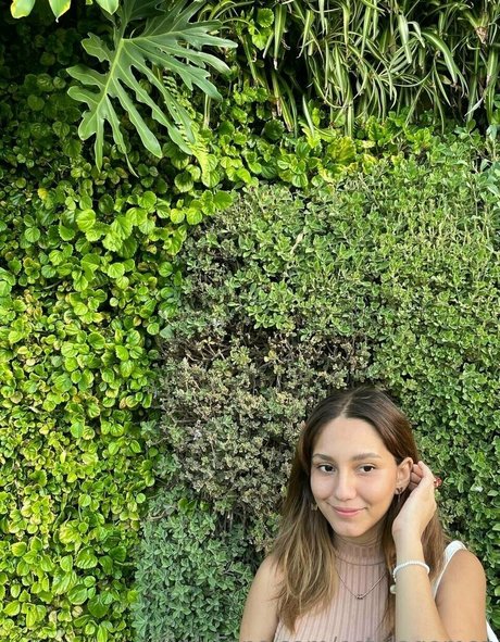 estelagomez hd exklusive foto