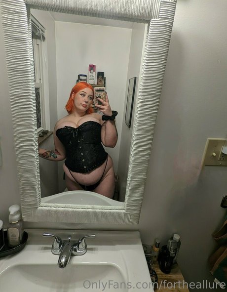 fortheallure schauspielerin nackte galerie