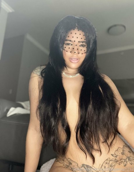 mollige kleine titten nur fans top nackt foto