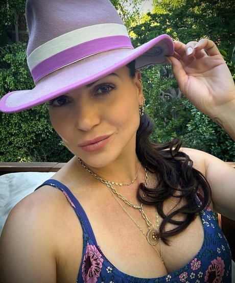 Lana Parilla schauspielerin nackten foto