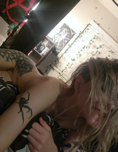 adalindgrayxo xxx erotische bilder