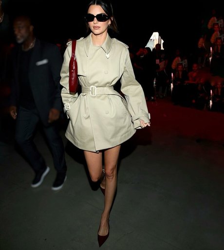 Kendall Jenner hd nackt galerie