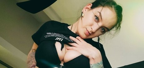 MalAfterMidnight xxx nackten archiv