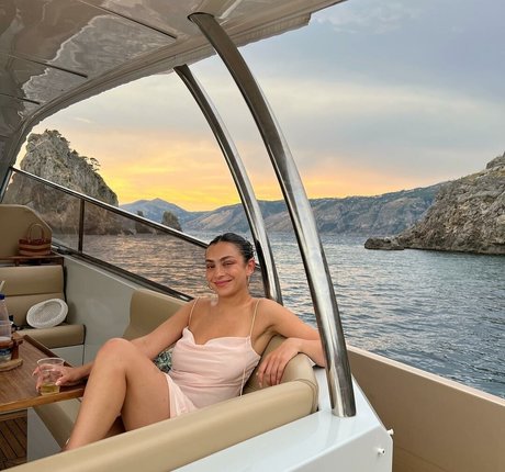 Charli XCX porno erwachsene galerie