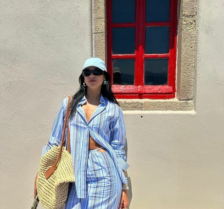 Dua Lipa kunst freie galerien