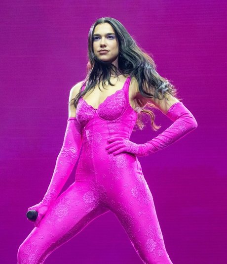 gothic-mädchen-onlyfans heiße perfekte foto