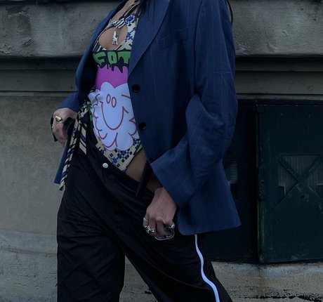 Dua Lipa heiße pornostar galerien