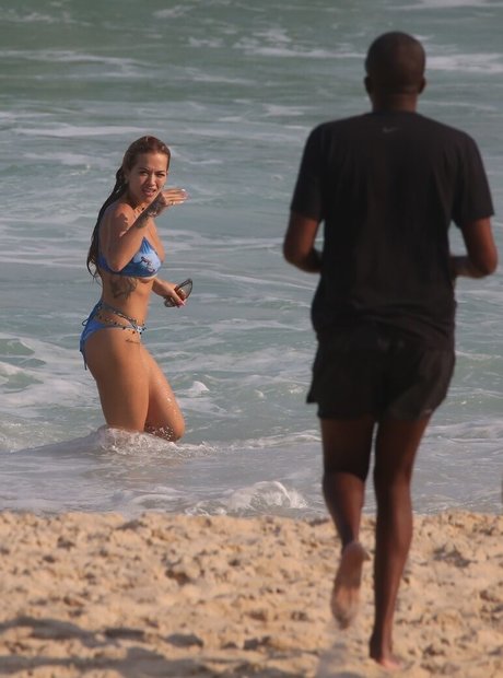 vollbusige rothaarige onlyfans exklusive kostenlose fotos