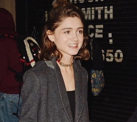 Natalia Dyer hd kunst fotos