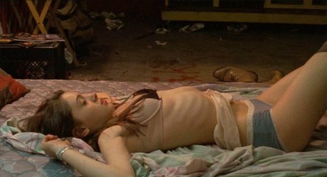 Natalia Dyer erwachsene sex fotos