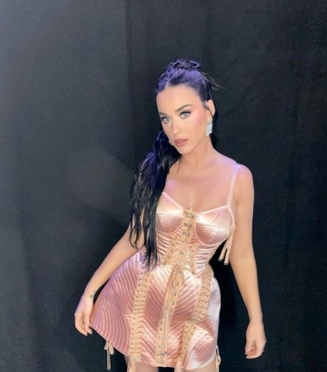 Katy Perry perfekte nackt foto